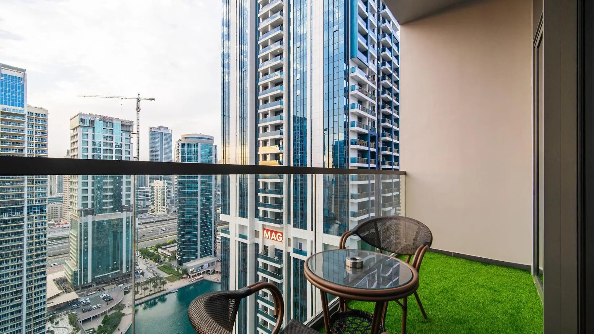 Apartment Lake View 1Br In Jlt - Walk To Metro & Free Baby Gear Dubai United Arab Emirates
