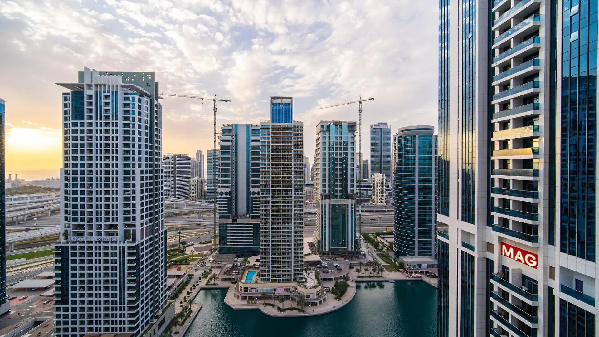 Lake View 1Br In Jlt - Walk To Metro & Free Baby Gear ドバイ