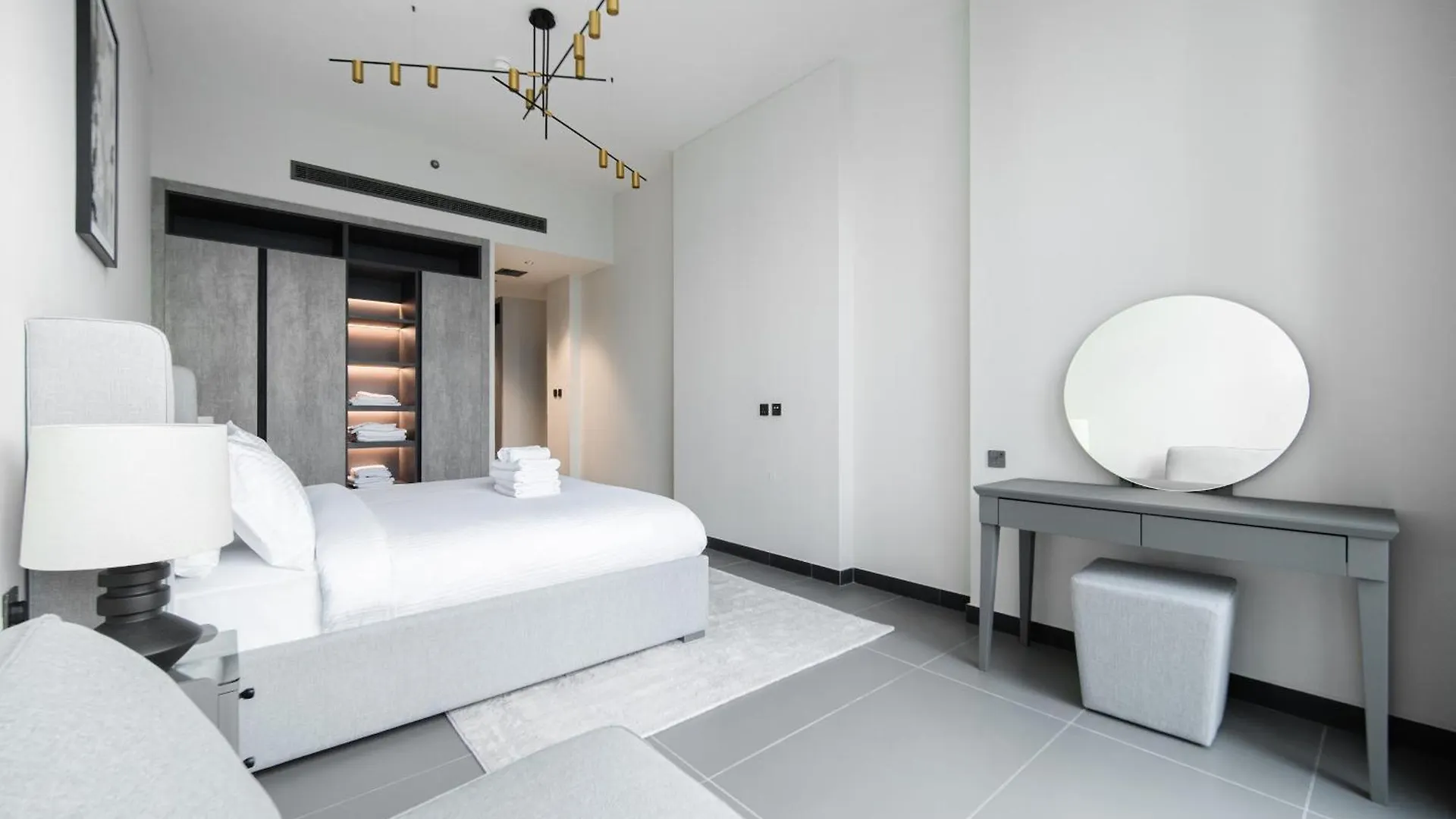 Lake View 1Br In Jlt - Walk To Metro & Free Baby Gear Dubai 0*,  United Arab Emirates